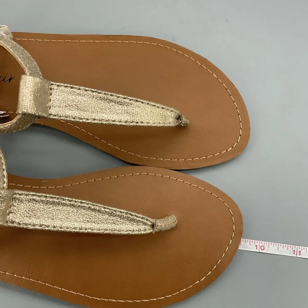 NEW Wild Pair Women’s Krisleyy Thong Sandals Gold Size 6.5M